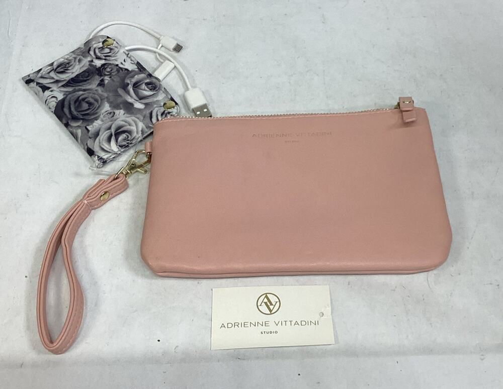 Adrienne Vittandini Dusty Blush Smooth Charging Purse Power Bank